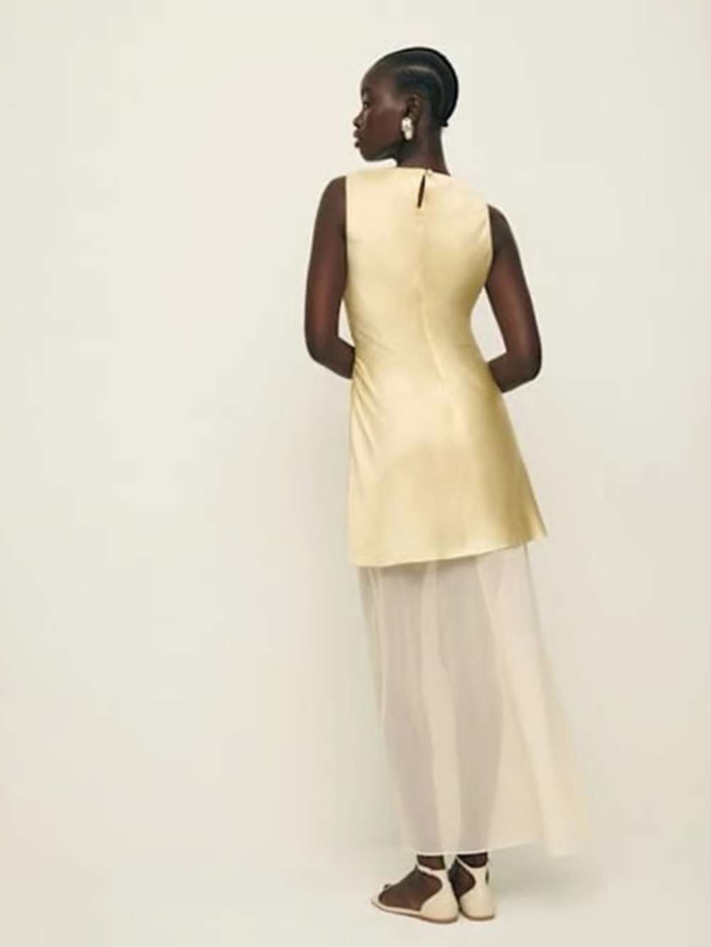 NWT reformation Logan silk dress in blonde / size 2 - Picture 4 of 7